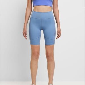 Essential Biker Shorts